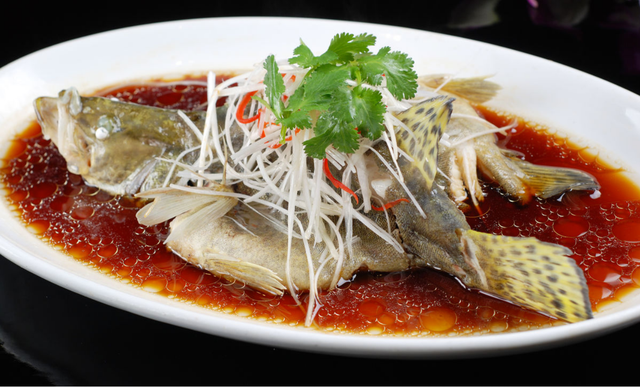 桂鱼身上的刺要剪掉吗，桂鱼背上的刺要去掉吗（桂花鱼这样做才好吃）