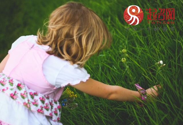 chris是什么意思，chris名字寓意（好听小众的女孩英文名字）