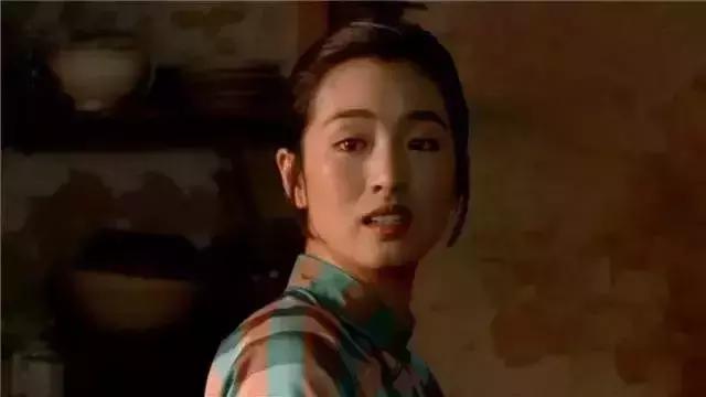 张艺谋导演的电影，张艺谋导演的电影《英雄》