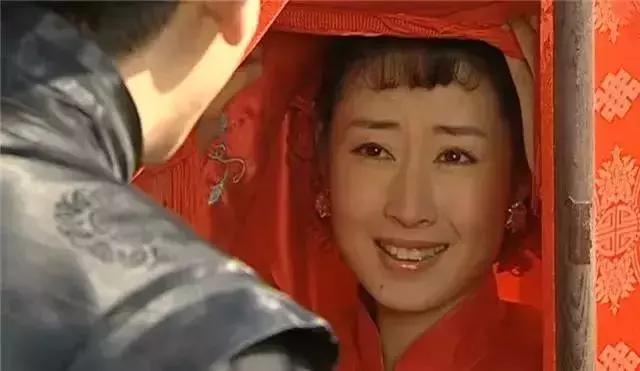 张艺谋导演的电影，张艺谋导演的电影《英雄》