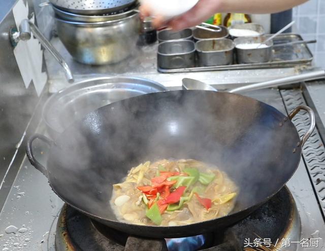红烧猪肚家常做法，大厨分享实用的方法