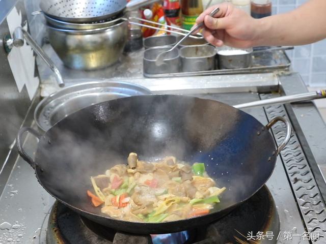 红烧猪肚家常做法，大厨分享实用的方法