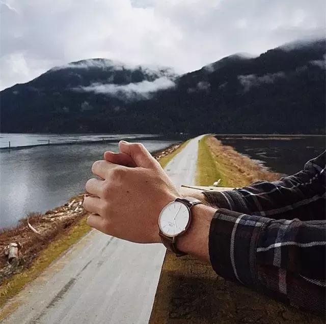 dw手表的含义是什么，dw手表是什么牌子（DW手表为何成为时尚界新宠）