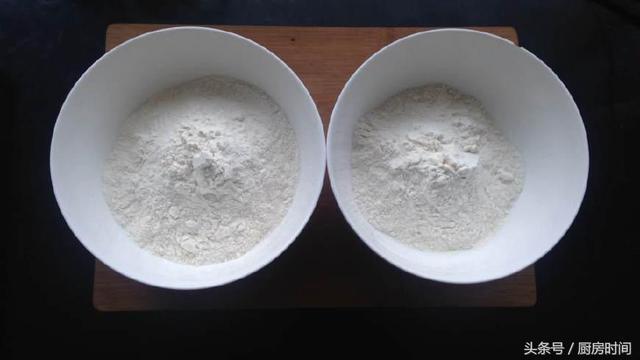 牛羊肉泡馍的饼子怎么做，牛羊肉泡馍的饼子怎么做好吃（难怪陕西羊肉泡馍那么好吃）