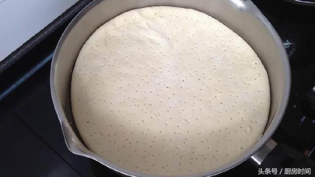 牛羊肉泡馍的饼子怎么做，牛羊肉泡馍的饼子怎么做好吃（难怪陕西羊肉泡馍那么好吃）