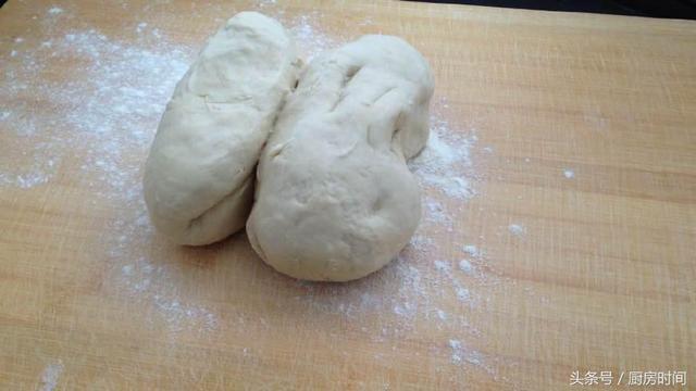 牛羊肉泡馍的饼子怎么做，牛羊肉泡馍的饼子怎么做好吃（难怪陕西羊肉泡馍那么好吃）