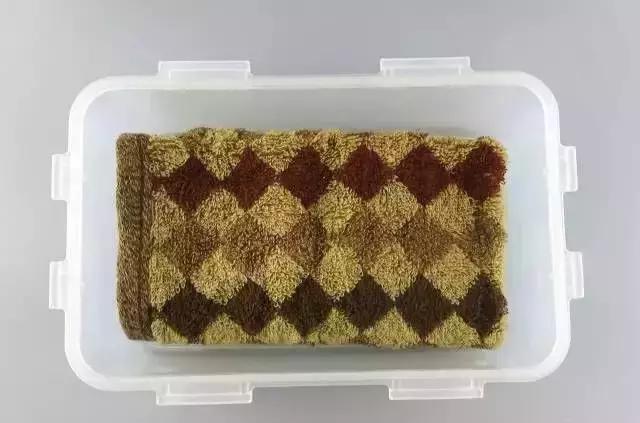 浴帽毛巾怎么戴，浴帽怎么戴（阴雨天衣服不干怎么办）