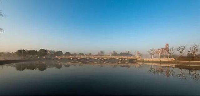 上海杉达学院怎么样，排名好不好（沪上这24所高校的靓丽“水景”）