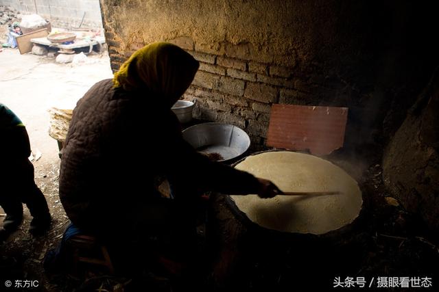 章丘煎饼卷子的做法，多年没吃过农村柴火灶烙制的煎饼了