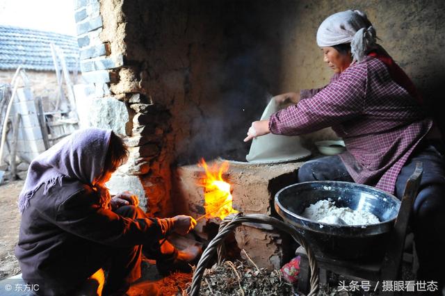 章丘煎饼卷子的做法，多年没吃过农村柴火灶烙制的煎饼了