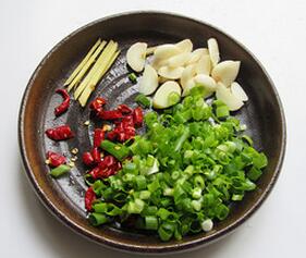 图片[3]-【丝瓜炖豆腐】做法步骤图 营养丰富 比吃钙片喝骨肉汤补钙好-起舞食谱网