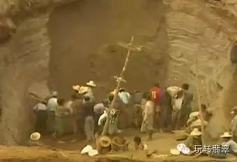翡翠是怎么形成的，翡翠是如何形成的（翡翠的前世今生）