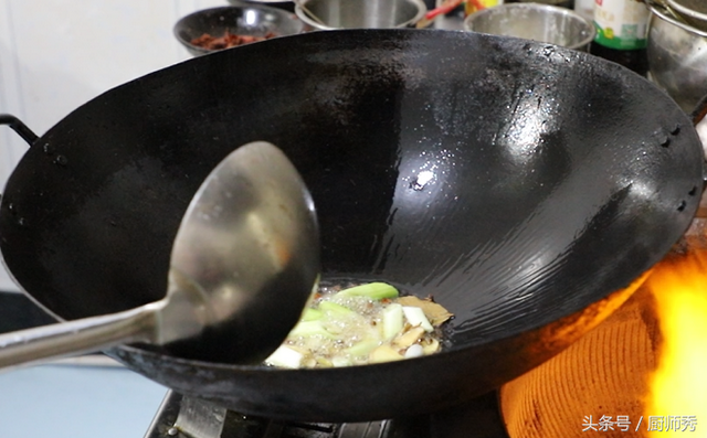 焖羊排的做法和配方，秋冬进补必不可少的红焖羊排