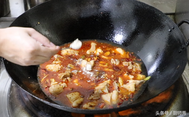 焖羊排的做法和配方，秋冬进补必不可少的红焖羊排