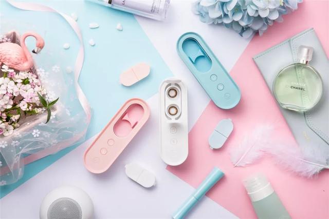 隐形眼镜能带多久，月抛隐形眼镜能带几天（天天戴隐形真的会瞎嘛）