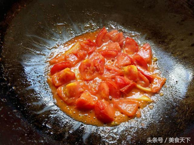 怎样煮鱼最好吃最简单的做法，连汤汁都那么的美味