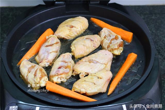 苏泊尔煎烤机使用方法，苏泊尔煎烤机使用方法视频（这个菜适合懒人和新手）