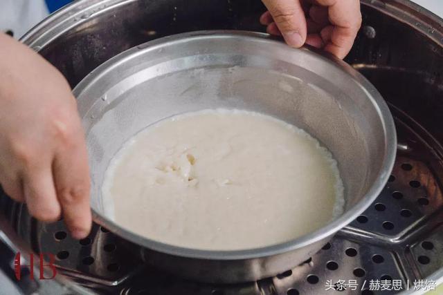 抹茶红豆麻薯的做法，奶茶麻薯做法（小清新抹茶红豆麻薯软欧包丨详细制作步骤）