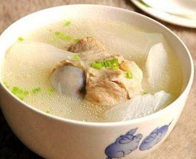 圖片[1]-【白蘿卜大骨湯】做法步驟圖  骨膠原滿滿 女人喝了皮膚好 孩子-起舞食譜網