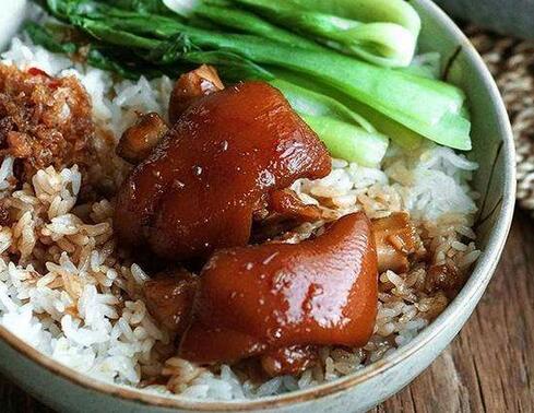 【電飯煲豬蹄】做法步驟圖 延緩衰老 女人千萬別錯過-起舞食譜網