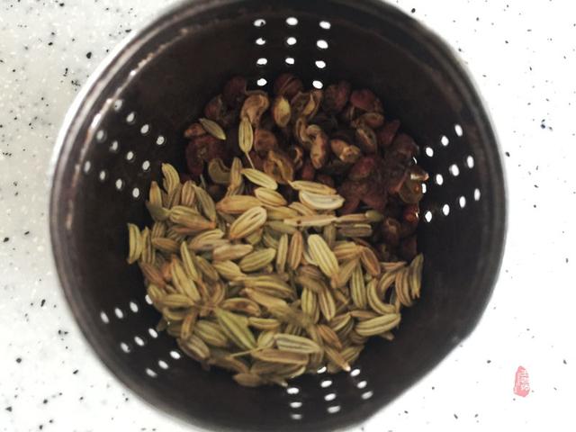 微波炉烤花生怎么做最好吃，大厨分享烤花生米独家做法
