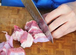 圖片[2]-【番茄土豆燉牛腩】做法步驟圖 酸糯好吃 錯(cuò)過(guò)太可惜-起舞食譜網(wǎng)