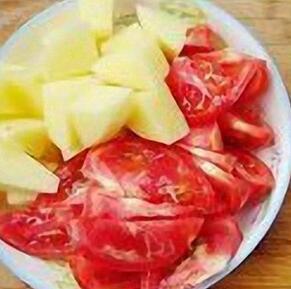 圖片[4]-【番茄土豆燉牛腩】做法步驟圖 酸糯好吃 錯(cuò)過(guò)太可惜-起舞食譜網(wǎng)