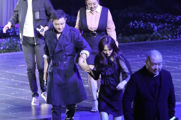 唐嫣罗晋已经证实分手，唐嫣罗晋婚变是真的吗（唐嫣罗晋终于大婚了）