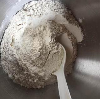 图片[4]-【肉松沙拉酱面包】做法步骤图 夹馅丰富 小孩特爱吃！-起舞食谱网