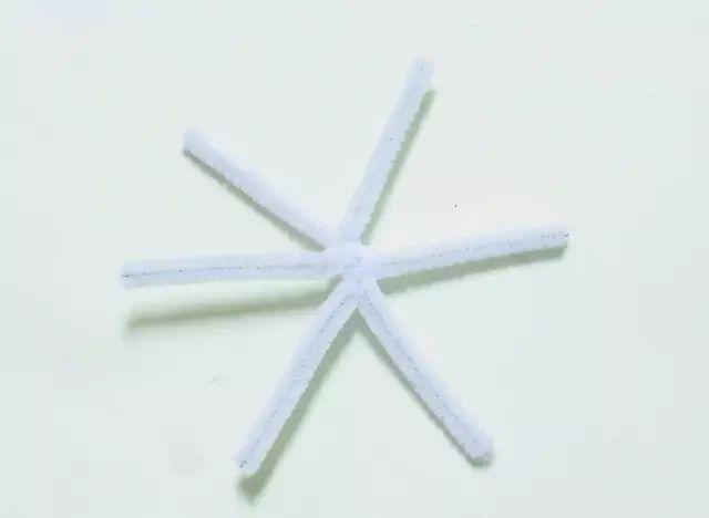 雪花剪纸教程，雪花剪纸教程图解（最全最详细的幼儿园手工剪纸雪花大全）