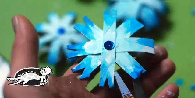 雪花剪纸教程，雪花剪纸教程图解（最全最详细的幼儿园手工剪纸雪花大全）