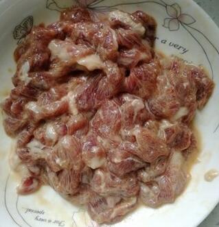 圖片[3]-【銀耳炒肉絲】做法步驟圖 一周吃2-3次 臉色紅潤有光澤-起舞食譜網