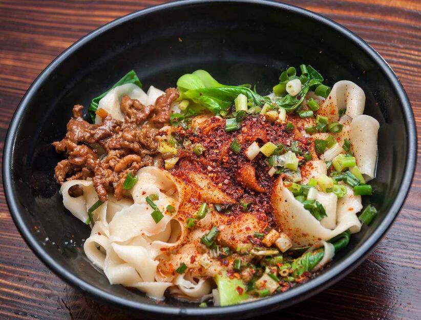 【油潑面】做法步驟圖 寶貝超愛吃 隔三差五做一次！-起舞食譜網