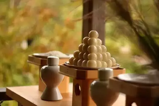 真美啊日语怎么说，真美啊日语怎么说中文谐音（日语里和“月”有关的词汇）