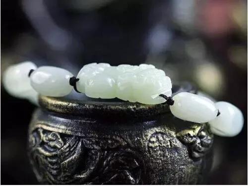 什么人不能戴貔貅,哪几类人不能戴貔貅 什么人不能戴貔貅,哪几类人不能戴貔貅