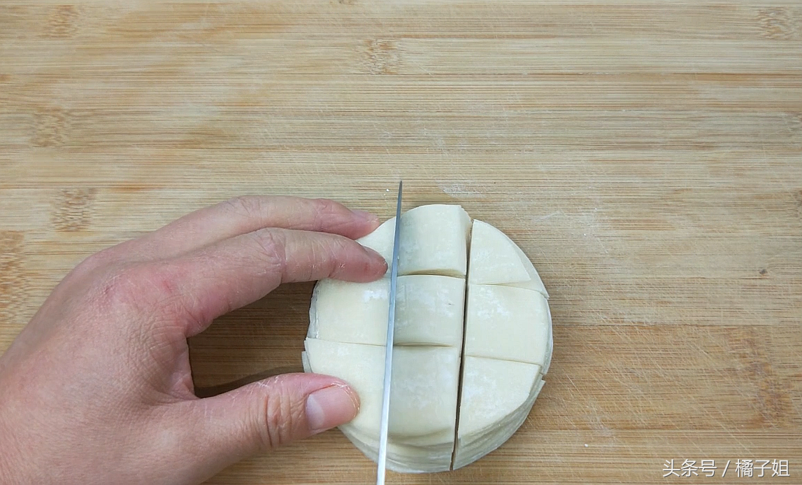 圖片[3]-【炸餃子皮】做法步驟圖 孩子的最?lèi)?ài) 做法也很簡(jiǎn)單-起舞食譜網(wǎng)