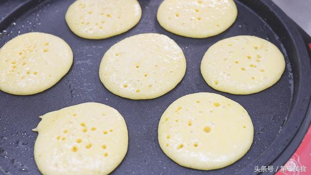 玉米面饼子怎么做的又松又软，面点师分享技巧