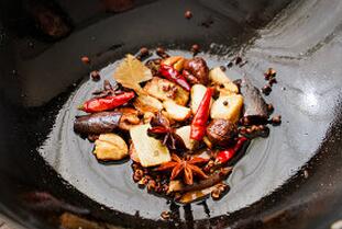 图片[4]-【酱大骨】做法步骤图 再吸髓 一根顶10盒牛奶-起舞食谱网