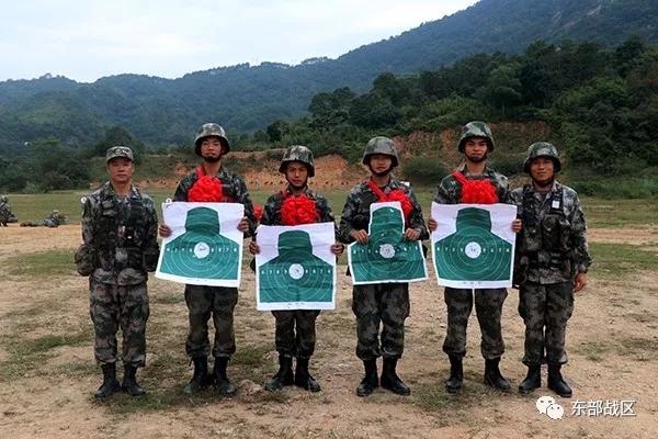 部队里新兵连的训练内容，武警部队新兵连训练内容（新兵第一阶段考核全面展开）