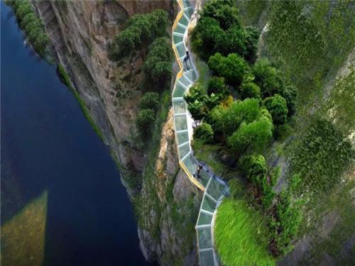 河南云台山玻璃栈道高度，带你体验河南玻璃栈道