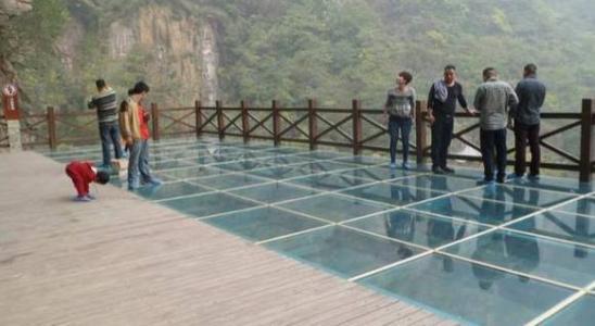 河南云台山玻璃栈道高度，带你体验河南玻璃栈道
