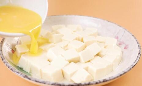 圖片[2]-【蝦仁豆腐雞蛋羹】做法步驟圖 嫩滑爽口 孩子常吃個子高！-起舞食譜網