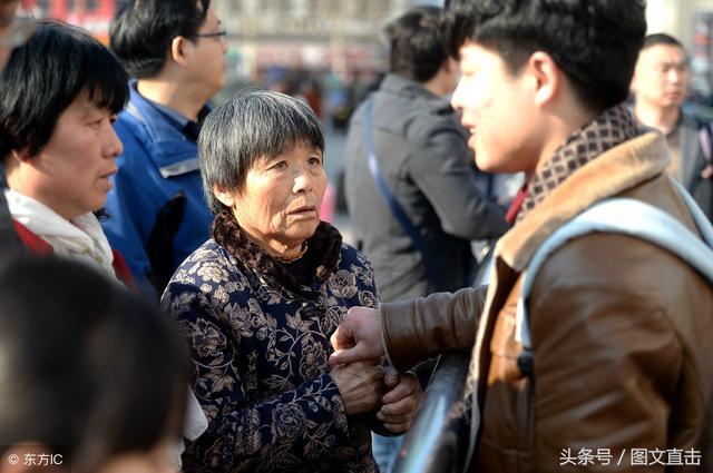 生活无奈与心酸的图片，无奈心酸的说说图片（9张图直击普通人的无奈）