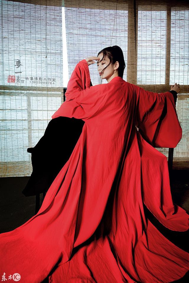 安能辨我是雄雌，安能辨我是雄雌是什么意思（安能辨我是雄雌）