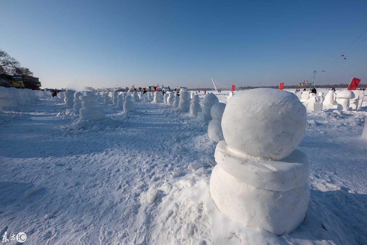 哈尔滨大雪爆至,雪人成亮点,至雪背后有玄机!人成