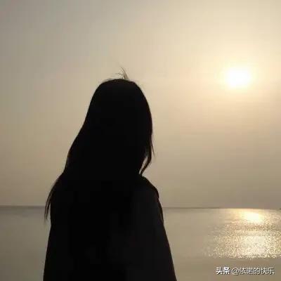 最美的背影留给你，微信头像，最美的背影留给你（手机微信头像纯背影头像精选）