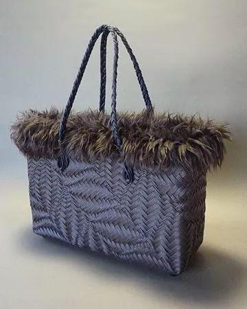 手工纸折手提篮，手工纸折手提篮教程（26款打包带编的包包）