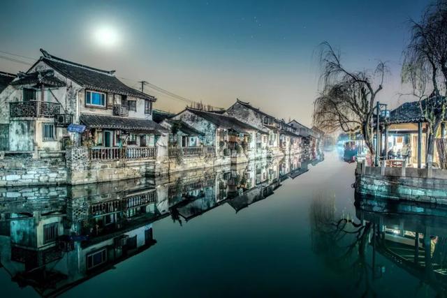 我爱你是千堆雪 我爱你是万里月 离合圆缺 彼此皎洁，微信头像，齁甜高清情头：我爱你是千堆雪 我爱你是万里月 离合圆缺 彼此皎洁（但愿人长久）