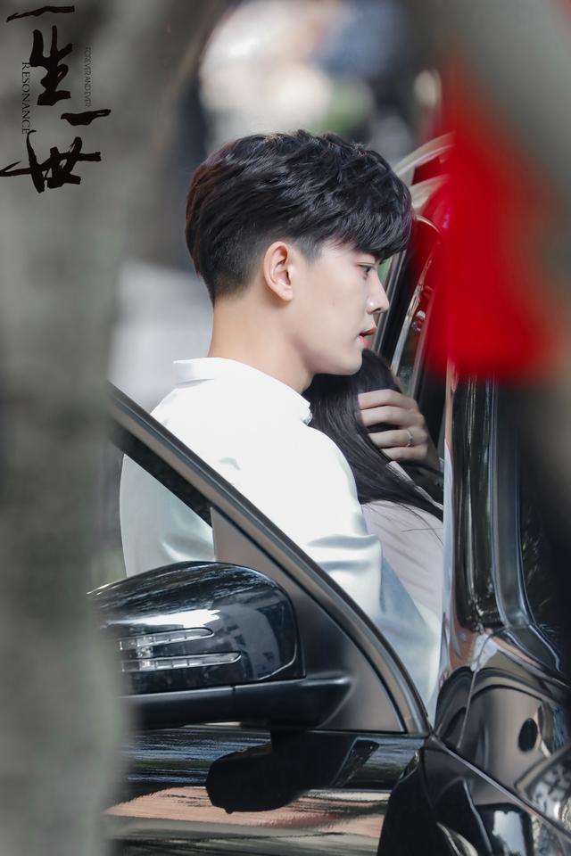 我和小鸭子学走路是什么儿歌，我和小鸭子学走路歌词（如果周生辰没有遇见时宜）