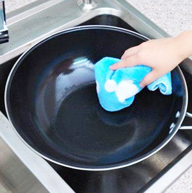 锅底烧糊的黑垢怎么去除小妙招，锅底烧糊的黑垢怎么去除（一个妙招快速去垢不伤锅）